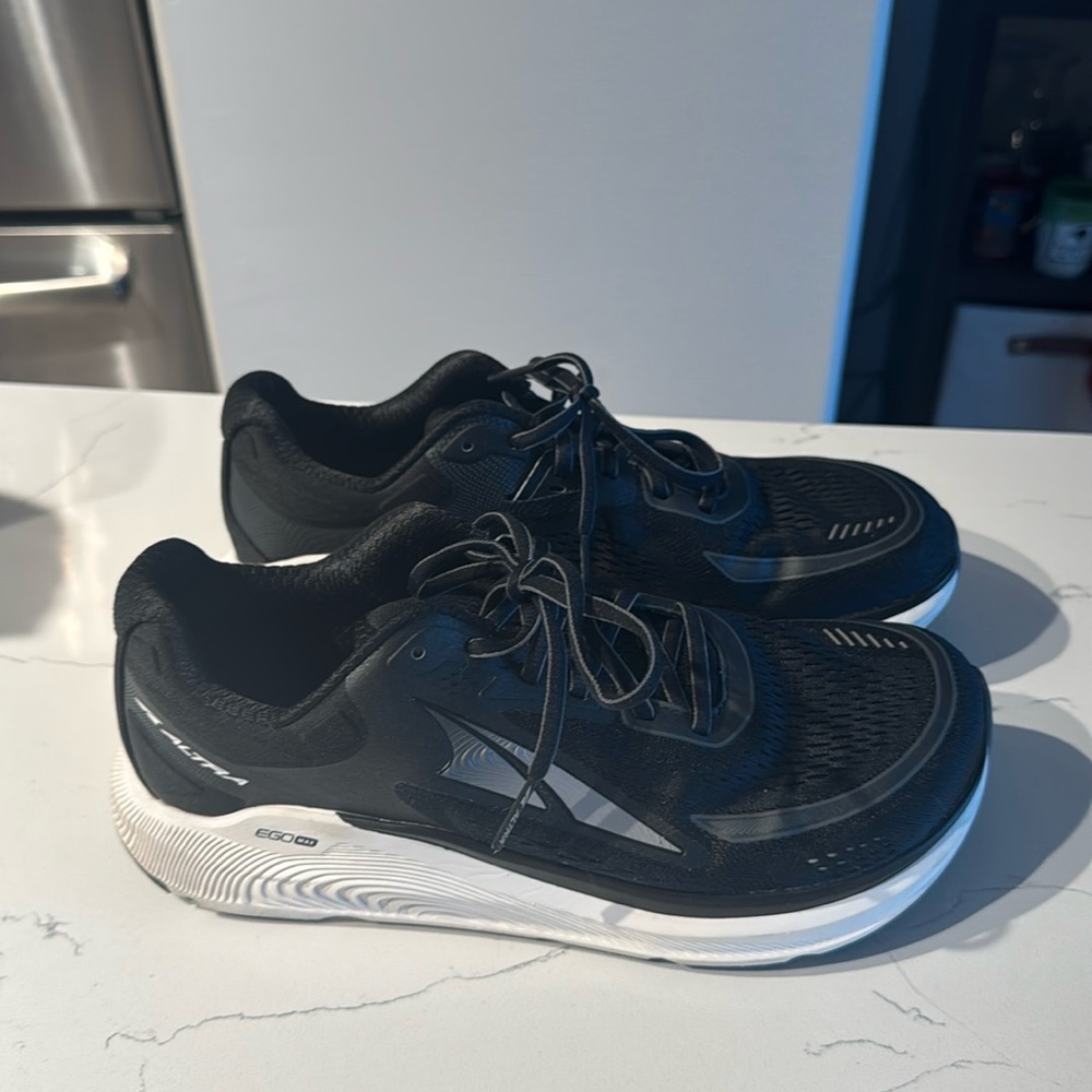 Men’s Altra Paradigm 6